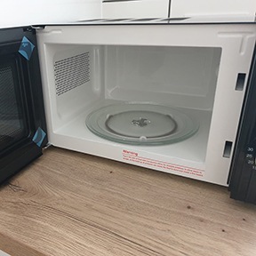 Airbnb Cleaner UK